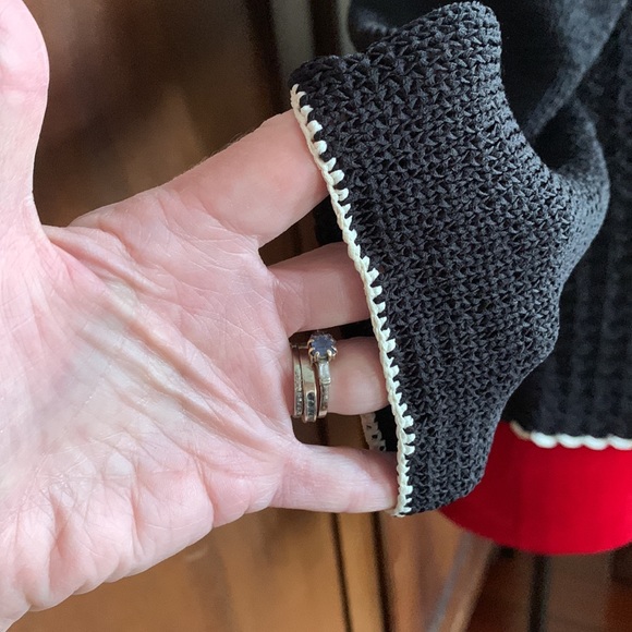 Retro Black and White Crocheted Sweater S/M - Picture 5 of 10